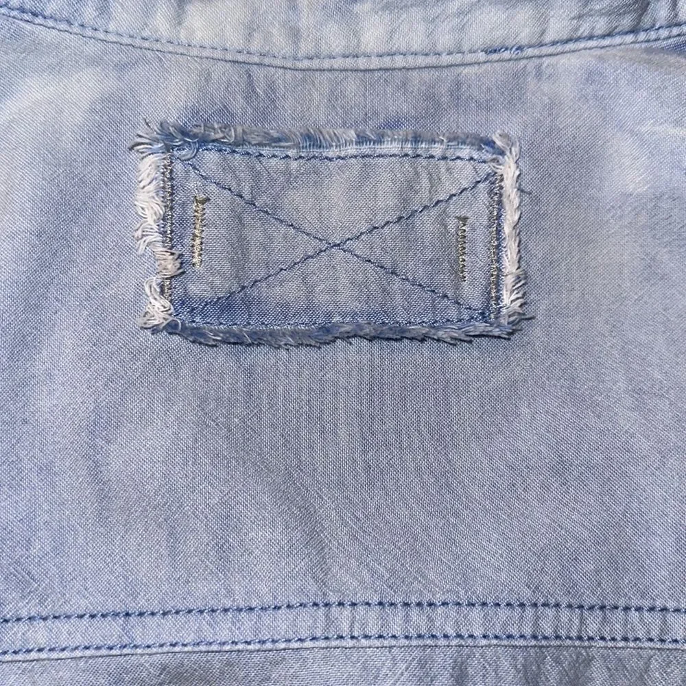 free people M-L Blue Chambray Denim Vintage Wash Distressed Shirt Tunic